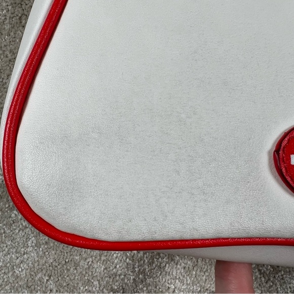 Hello Kitty Her Universe Purse Red Bow Gold Chain Apple‎ Pencil Interior - Picture 10 of 15